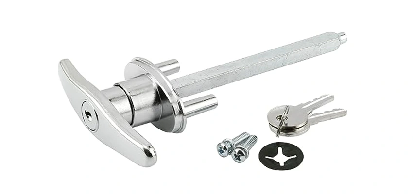 Old Style Garage Door Locks Replacements in Olivehurst, California
