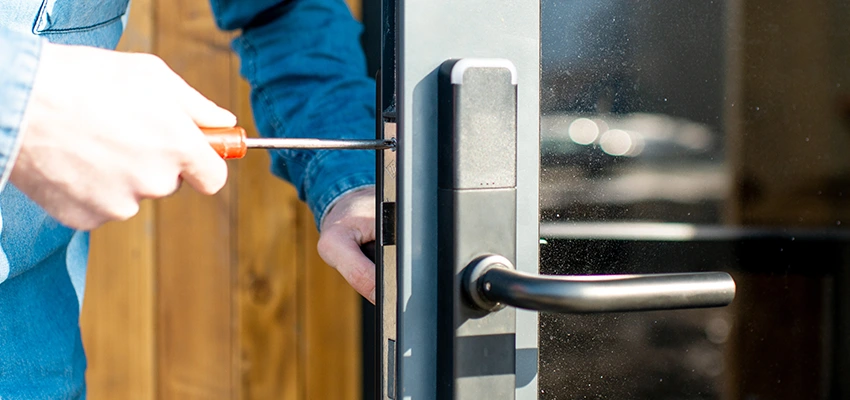Aluminium Door Lock Replacement in Olivehurst, California
