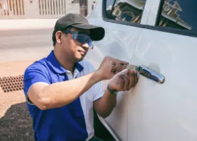 Car Locksmith in Olivehurst, CA